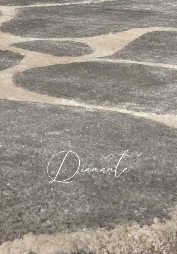 Diamante Rug - Image 3