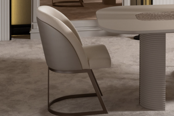 Leora Chair