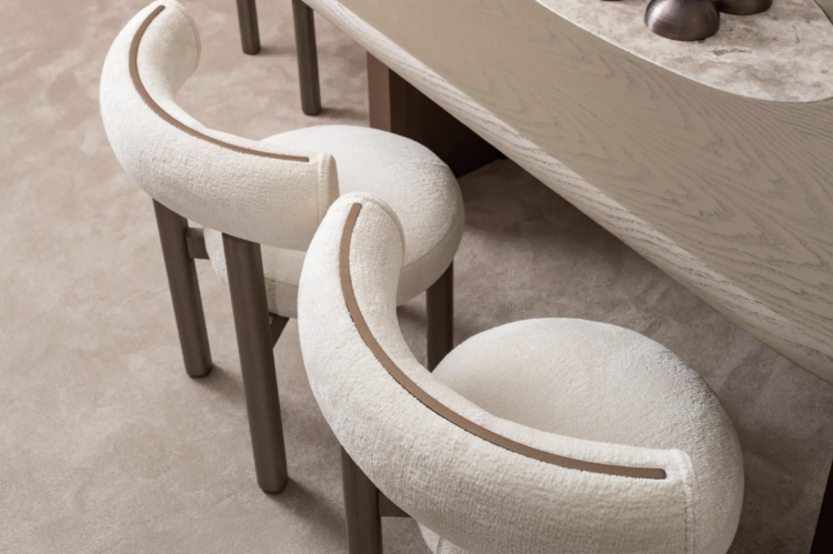 Lamont Chair