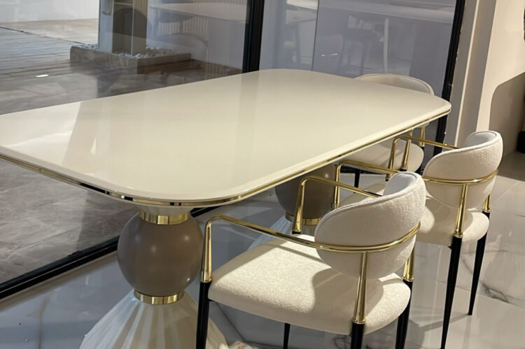 Arabella Chair