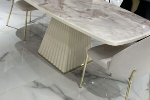 Melisa Dining Table