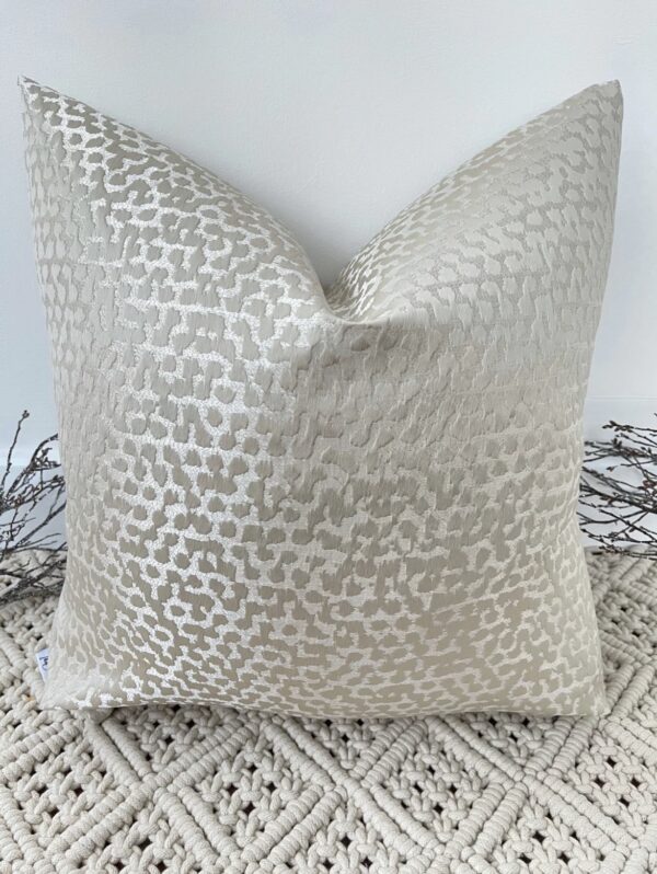Champagne Mara Cushion