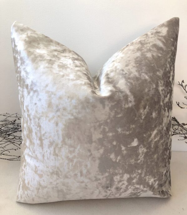 Onia Cushion