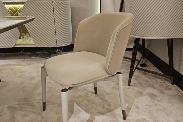 Essenza Dining Chair